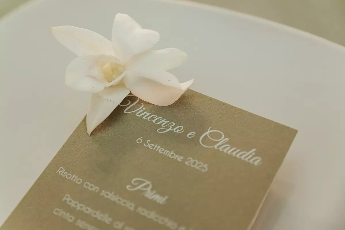 menu-sposi Particolare del menu alla carta degli sposi